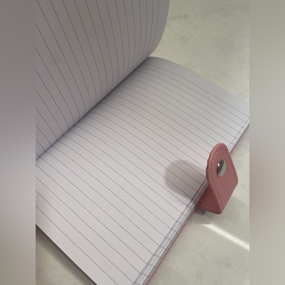 Pink FAUX LEATHER‎  Design Padded Leatherette Cover Magnetic Clip Journal - Picture 3 of 6